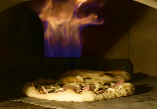 Restaurant italien avec pizzas au feu de bois à Paris 18, Paris 18, Bella Italia